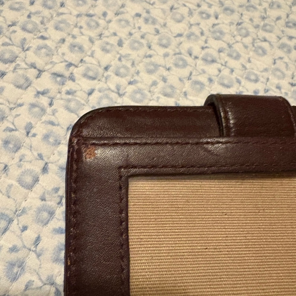 Etienne Aigner Vintage Small Straw Wallet - Picture 10 of 10